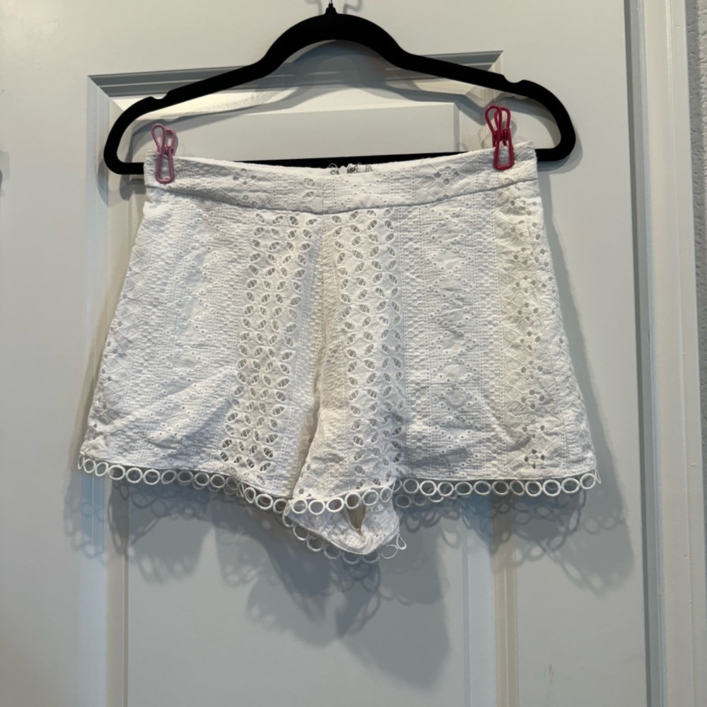 DO+BE White Eyelet High Waist Shorts